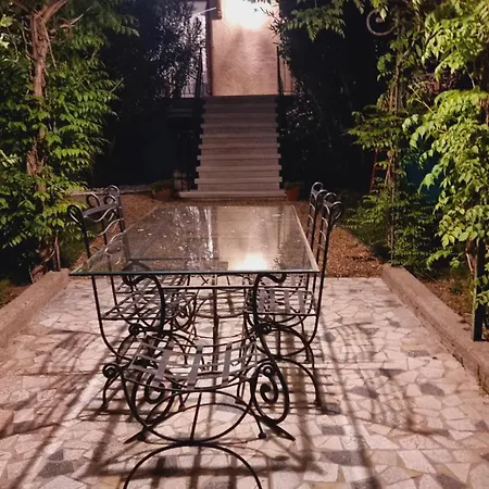 بيت للعطل Maison De Charme Avec Jardin Lespignan