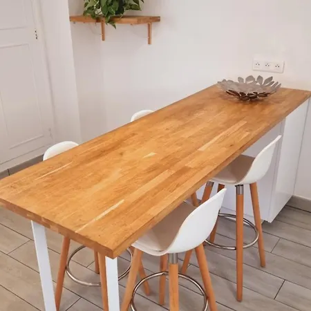 Maison De Charme Avec Jardin * Lespignan