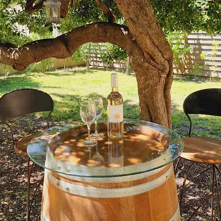 Maison De Charme Avec Jardin * Lespignan